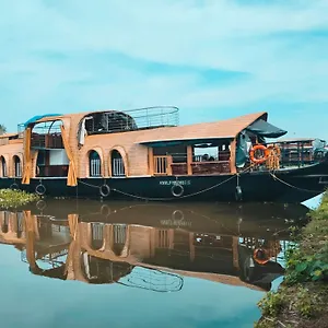 kalappura-homestay-n-houseboats.kerala-hotels.net/